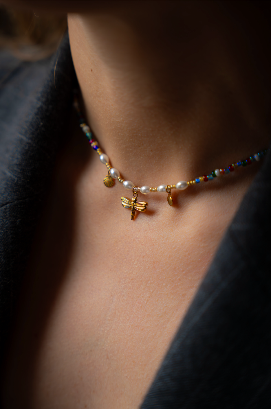 COLLIER GOMI