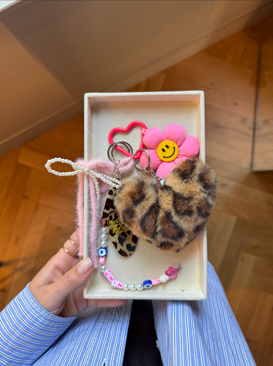 ATELIER CRÉATIF - Bijoux de sac personnalisés